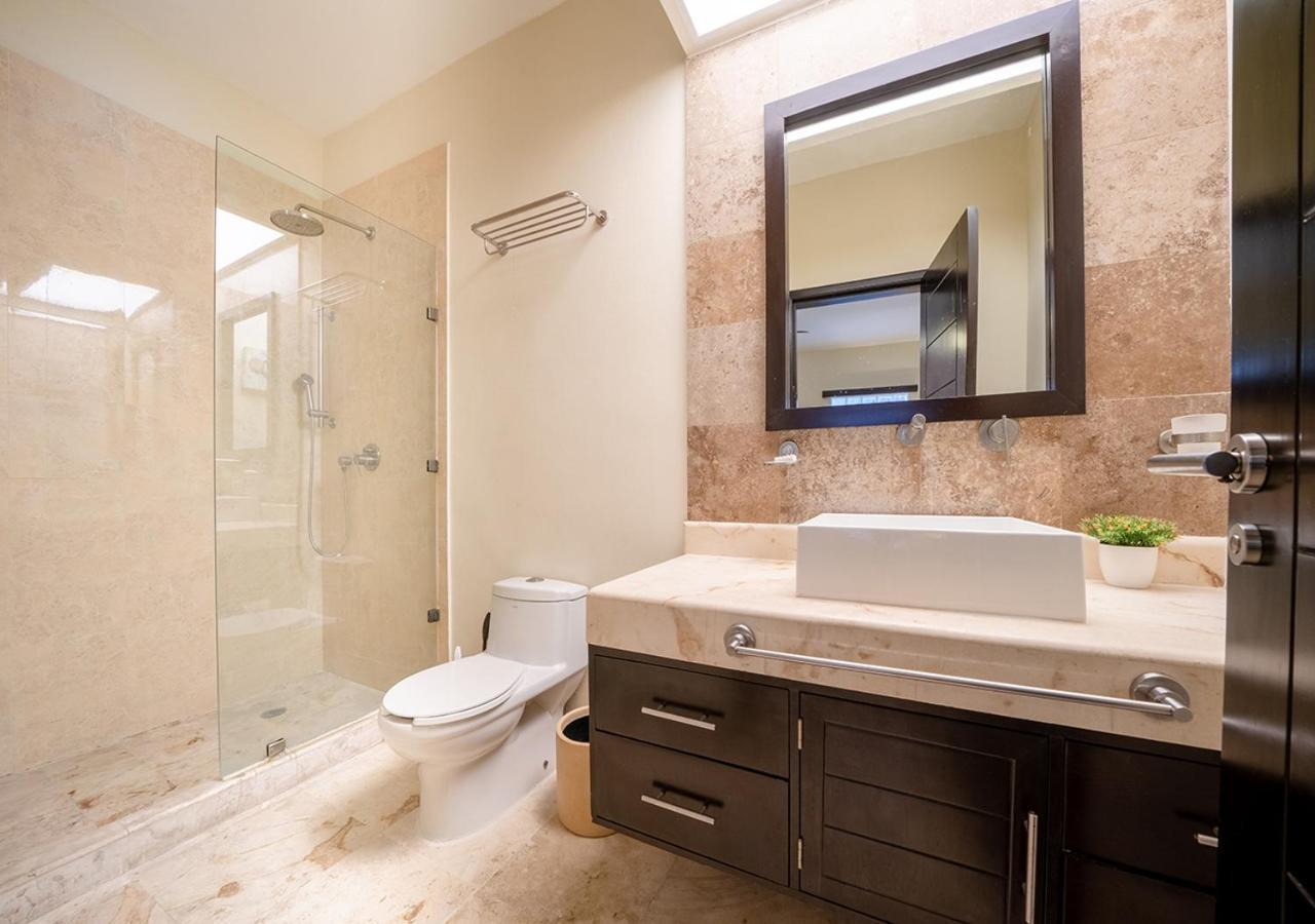 Condo Surf 405 - Luxury Oceanview Beachfront 3 Bedroom With Gym - At El Faro Condos 신데 델 카르멘 외부 사진