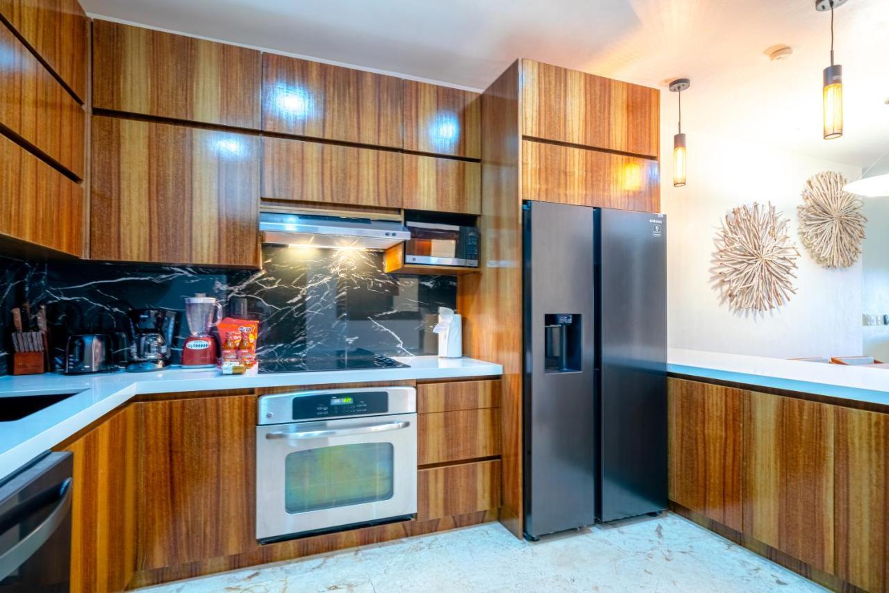 Condo Surf 405 - Luxury Oceanview Beachfront 3 Bedroom With Gym - At El Faro Condos 신데 델 카르멘 외부 사진